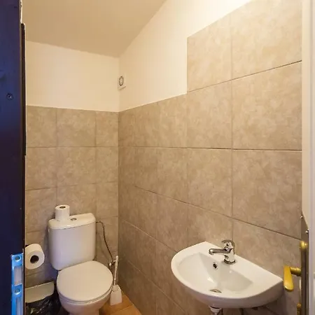 Vandrerhjem Hostel Bustehrad *
