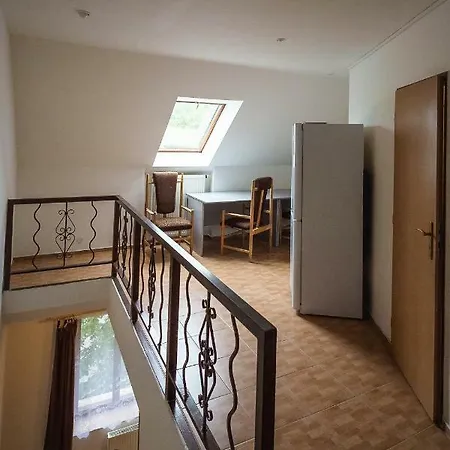 Hostel Bustehrad Vandrerhjem Bustehrad